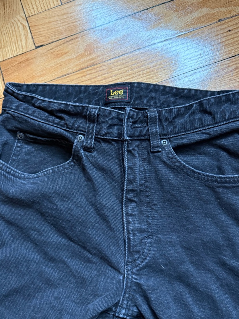 Lee Black High-Rise Straight leg Jeans Women’s 26 Size Good condition
